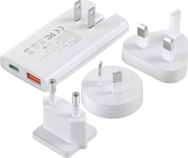 Mini reisevegglader Choetech PD6011 PD65W GaN tynn USB-A+C (hvit)