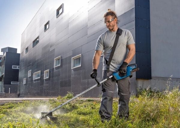 Bosch GRT 18V-33 PROFESSIONAL, Trådkutter, 33 cm, Nylontråd, D-sløyfet håndgrep, 2,4 mm, 6400 RPM - SOLO