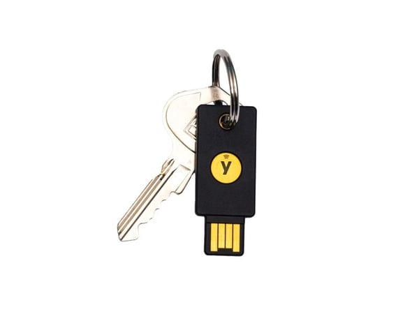 Yubico NFC - USB-säkerhetsnyckel