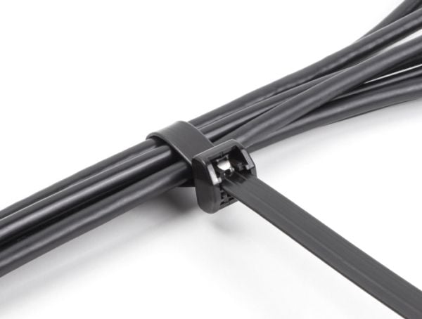 Delock kaapelinside metallikielellä L 343 x L 12,7 mm 10 kpl musta