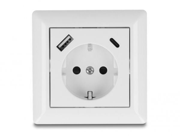 Delockin sisäänrakennettu pistorasia, jossa on 2 USB-latausporttia, 1 x USB Type-A ja 1 x USB Type-C PD 3.0:lla, 18 W