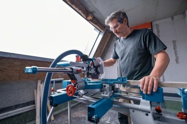 Bosch GCM 18V-216 D PROFESSIONAL, Dobbel skråstilling, Børsteløs, 5000 RPM, 48°, 48°, 47° - SOLO