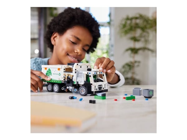 LEGO Technic 42167 Mack® LR Electric Jäteauto
