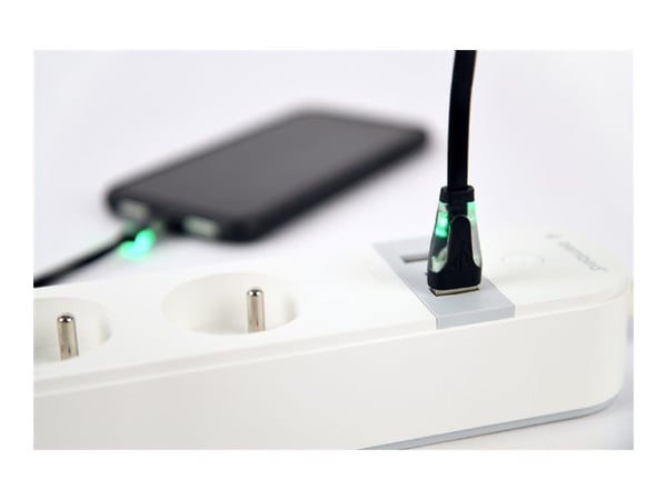 Gembird TSL-PS-F4U-01-W - Smart strømstripe - AC 230 V - 3680 watt - Wi-Fi - inngang: Type E - utgangskontakter: 4 (Type E, 2 x USB, USB-C) - 1.5 m...