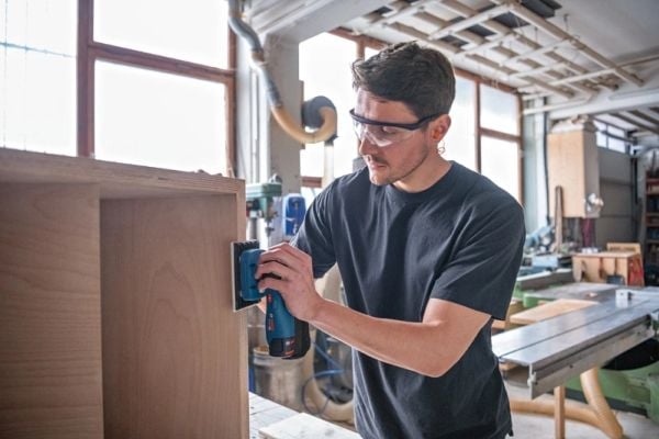 Bosch GSS 12V-13 PROFESSIONAL, Epäkesko hiomakone, Kiristin/tarranauha, musta, Sininen, Punainen, 6000 RPM, 1000 RPM, 12000 OPM - SOLO