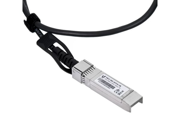 Ubiquiti - Direkte 10GBase-koblingskabel - SFP+ til SFP+ - 4.2 mm - passiv - svart