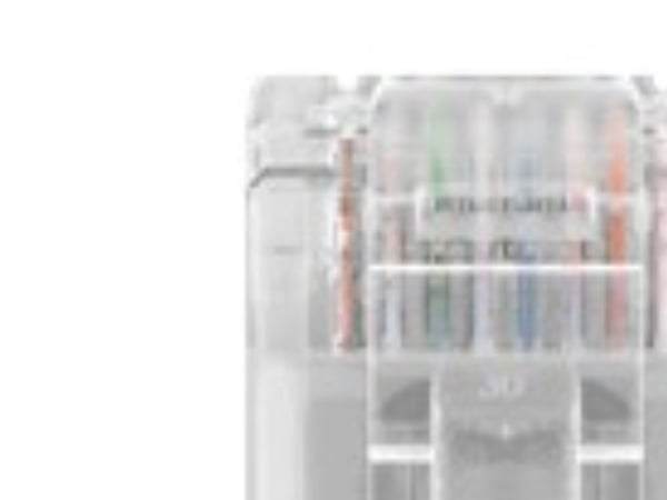 goobay - Nettverkskabel - RJ-45 (hann) til RJ-45 (hann) - 15 m - UTP - CAT 6 - formstøpt, flat - hvit