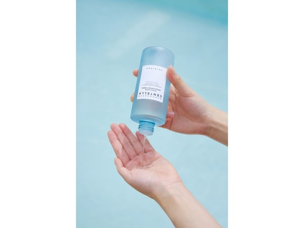 SKIN1004 Madagaskar Centella Hyalu-Cica Brightening Tonic 210 ml