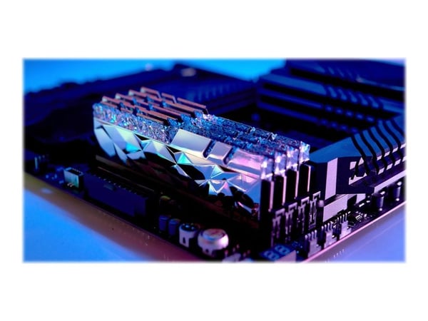 G.Skill Trident Z Royal Elite - DDR4 - sett - 64 GB: 4 x 16 GB - DIMM 288-pin - 3600 MT/s / PC4-28800 - CL16 - 1.35 V - ikke-bufret - ikke-ECC - sølv