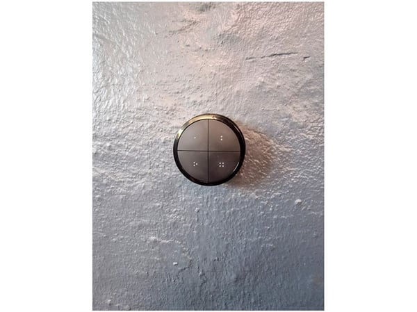 Light Solutions runt fäste för Hue Tap-dimmer - svart