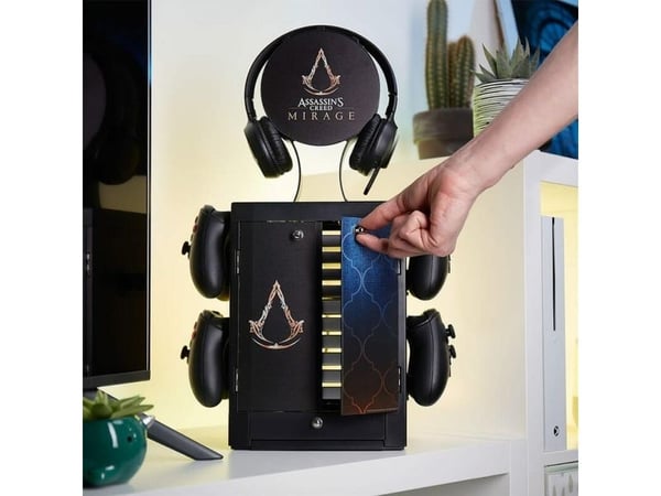 Numskull Games Official Assassin''s Creed - Mirage Gaming Locker, Spillplateholder, Xbox, Sort, Koblet med ledninger (ikke trådløs), 1 stykker