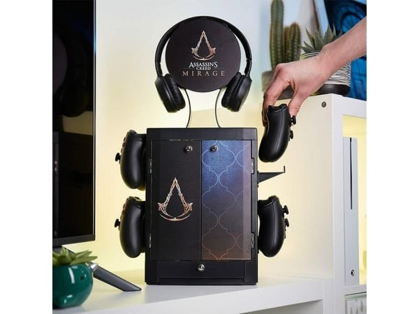 Numskull Games Official Assassin''s Creed - Mirage Gaming Locker, Spillplateholder, Xbox, Sort, Koblet med ledninger (ikke trådløs), 1 stykker
