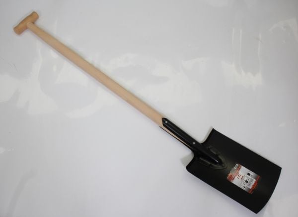 Corona Spade med trähandtag 200mm - C0911 Corona Spade med trähandtag 200mm - C0911