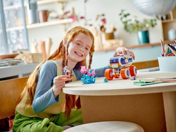 LEGO Friends 42602 Avaruuskulkija