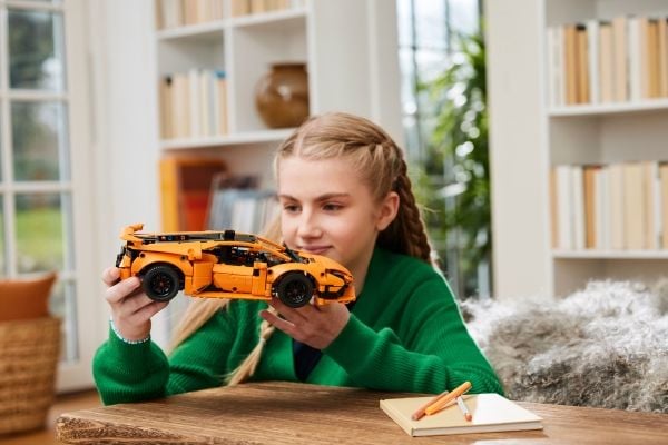 LEGO Technic 42196 Oransje Lamborghini Huracán Tecnica