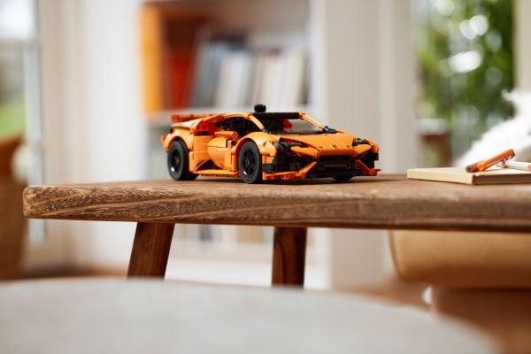 LEGO Technic 42196 Oransje Lamborghini Huracán Tecnica