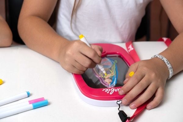Barbie mobile light pad - Mobile Light Pad