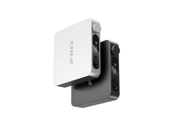FiiO K11, 0,00035%, 126 dB, 32-bit/384kHz, 1,2 O, 20 - 20000 hz, 6,3mm