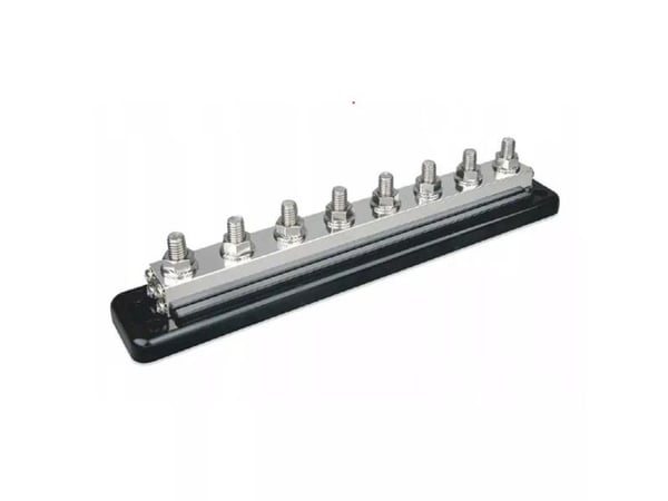 Victron Energy 600A 8P DC virranjakaja