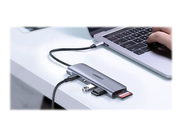Ugreen 6-in-1 USB C Adapter with 4K HDMI - Dokkingstasjon - USB-C - HDMI