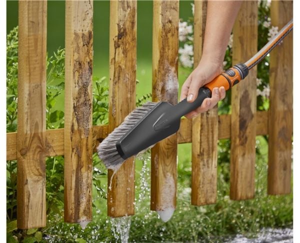 Gardena Cleansystem -pesusarja ja pehmeä käsiharja M
