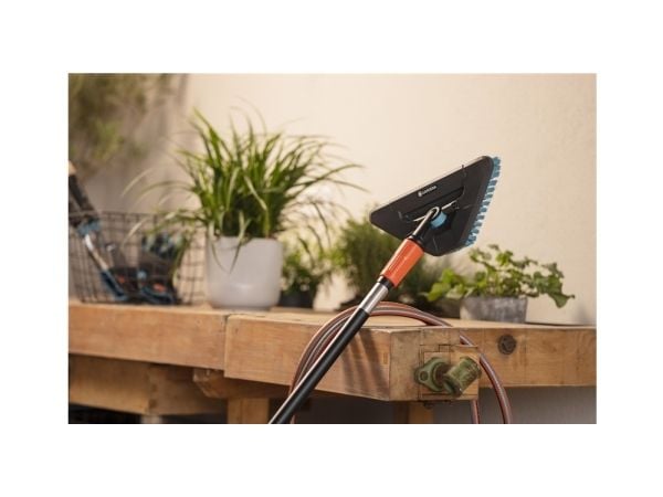 Gardena Cleansystem hård handborste Flex