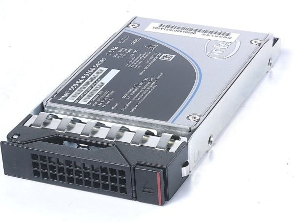 Lenovo - SSD - 7.68 TB - hot-swap - 2.5" - SAS 12Gb/s - for ThinkSystem DE2000H Hybrid; DE240S; DE4000F; DE4000H Hybrid; DE6000F; DE6000H Hybrid