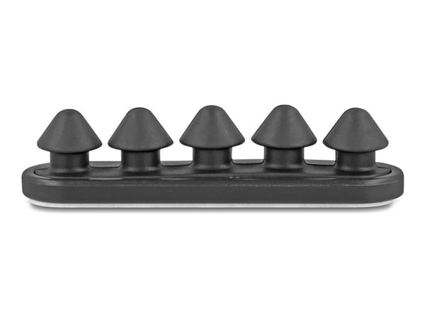 Delock - Kabelholder - 5 feed-throughs, self-adhesive - skrivebordsmonterbar, overflatemonterbar, veggmonterbar - svart (en pakke 2)