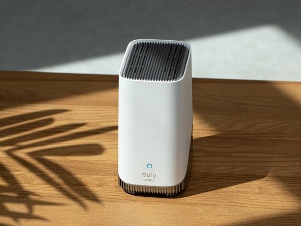 eufyCam S330 (eufyCam 3) - Videodeserver + kamera(er) - trådløs (Wi-Fi) - 3 kamera(er) - CMOS - hvit, svart