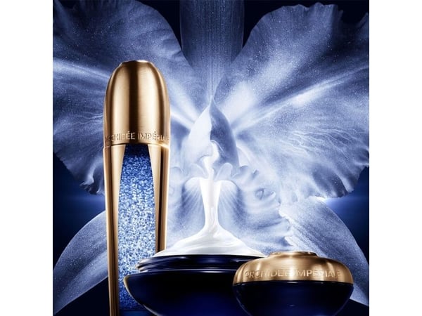 Guerlain pleiesett Orchidee Imperiale: Anti-Ageing dagemulsjon 30 ml + Natural lifting konsentrat 5 ml + anti-ageing krem 15 ml + anti-ageing øye