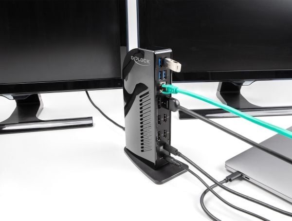 Delock - Dokkingstasjon - USB-C / Thunderbolt 3 / Thunderbolt 4 - 3 x HDMI, 3 x DP - 1GbE - 135 watt