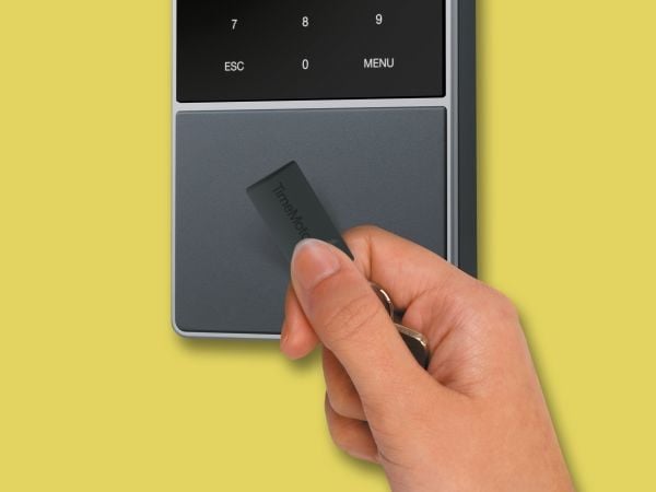 Safescan TM—818 MC, Sort, Chip token, Fingeravrtykk, Passord, Nærhetsaktivert kort, TFT, 8,89 cm (3.5"), 1,2 GHz, 128 MB