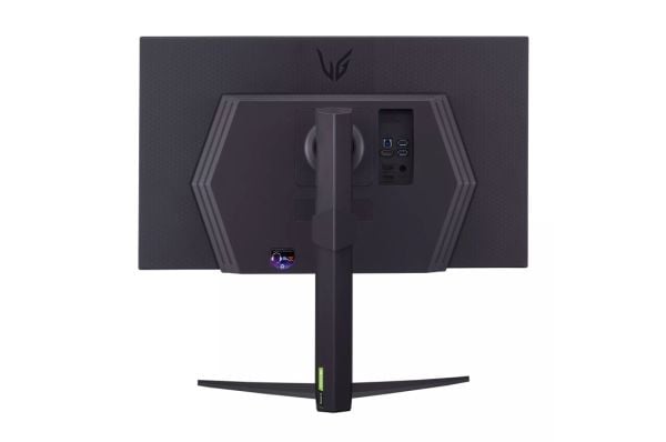 LG UltraGear 27GR83Q-B - LED-skjerm - gaming - 27" - 2560 x 1440 QHD @ 240 Hz - IPS - 400 cd/m² - 1000:1 - DisplayHDR 400 - 1 ms - 2xHDMI, DisplayPort