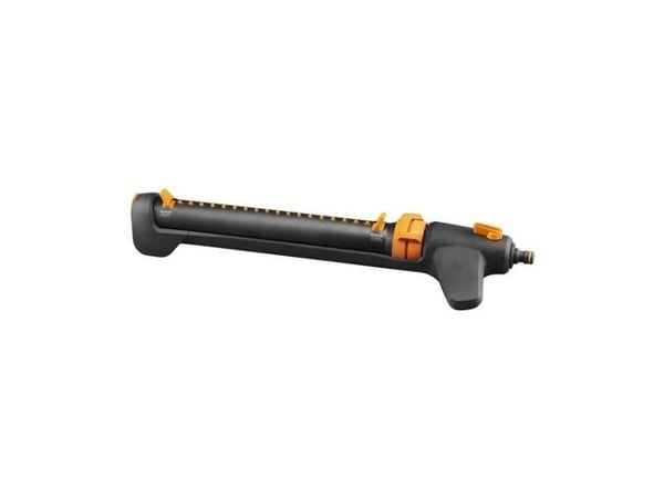 Fiskars 1027028, Oscillerende sprinkler, Svart, Oransje