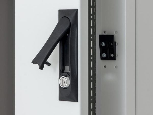 Triton RMA - Rack skap - fritt stående - 37U - 19"