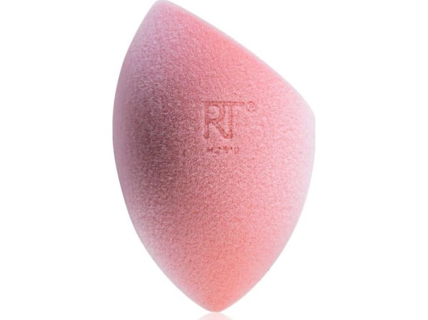 Real Techniques Miracle Powder Sponge med ny skumteknologi