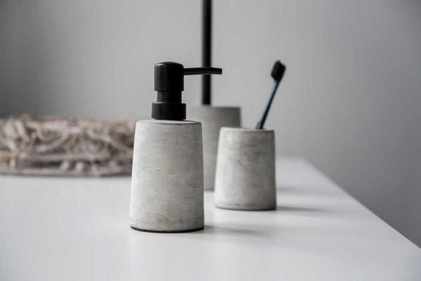 WENKO Villena, Frittstående tannbørsteholder, Sement, Grå, 74 mm, 74 mm, 95 mm