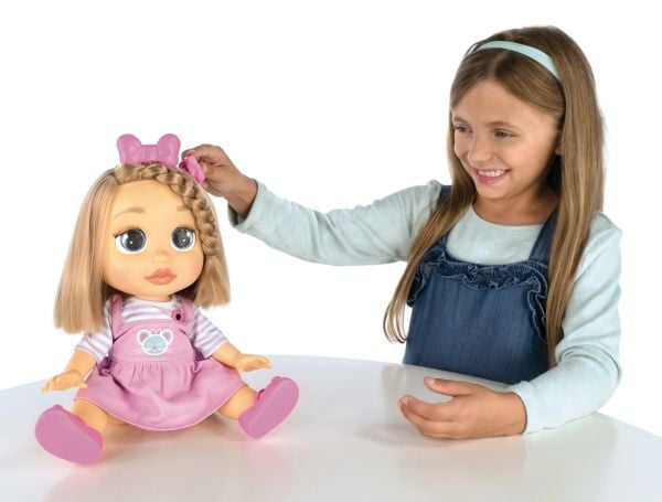 Baby Wow, Mia, NO