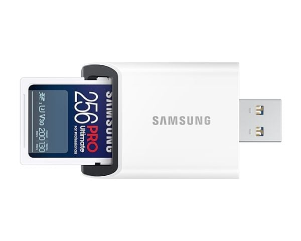 256 GB. SDXC-kort Samsung PRO ULTIMATE Class 10 + leser (U3 V30), (r200NB/s, w130MB/s)