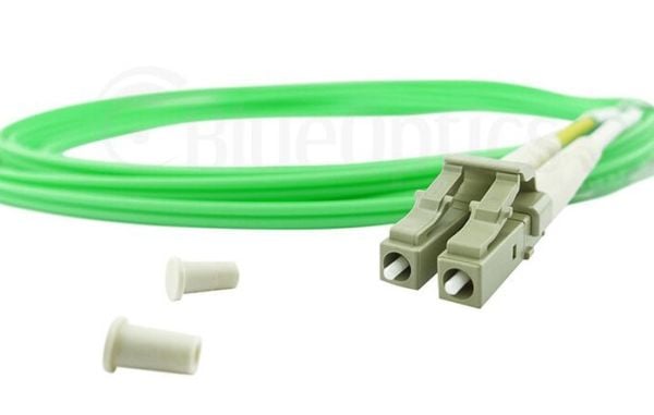BlueOptics© Dupleks fiberoptisk patchkabel, LC-UPC/ST-PC beige, 3 meter, multimodus G50/125µm, OM5, inngangsdempning: mindre enn 0,2dB, merkefiber,...