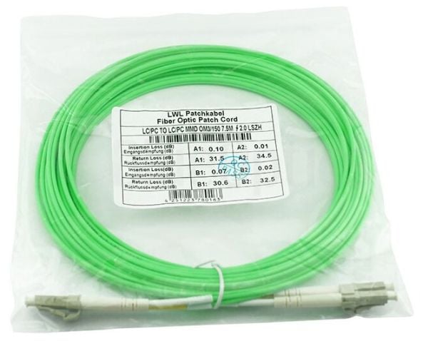 BlueOptics© Dupleks fiberoptisk patchkabel, LC-UPC/LC-UPC beige, 20 meter, multimodus G50/125µm, OM5, inngangsdempning: mindre enn 0,2dB, merkefibe...
