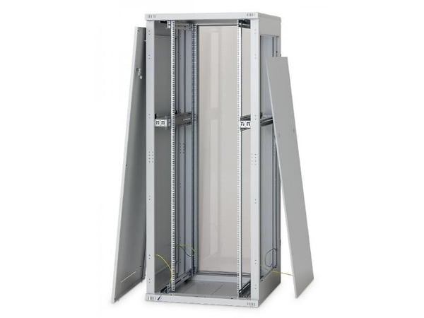 Triton RMA - Rack skap - fritt stående - 42U - 19"