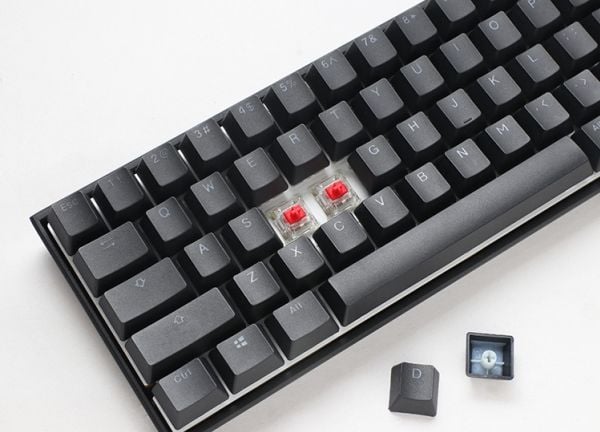 Ducky Mecha Pro SF, 65%, Koblet med ledninger (ikke trådløs), USB, Mekanisk nøkkelbryter, RGB LED, Sort
