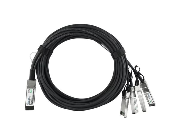 Dell EMC DAC-Q28-4S28-25G-2M yhteensopiva Breakout Direct Attach -kaapeli (DAC) passiivisena 100 Gigabitin ja 4x25 Gigabitin kaksoiskuparikaapelina...