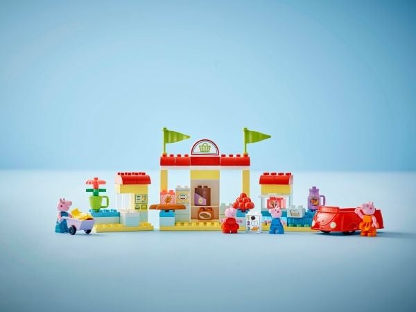 LEGO DUPLO 10434 Gurli Pig supermarketissa