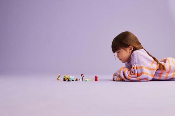LEGO Friends 42635 Bil med hundefrisør
