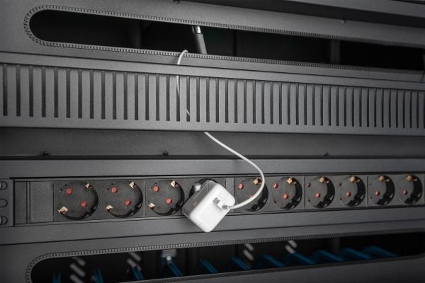 DIGITUS - Vagn (endast laddning) - för 30 surfplattor/bärbara datorer - låsbar - svart, RAL 9005 - skärmstorlek: upp till 16 tum