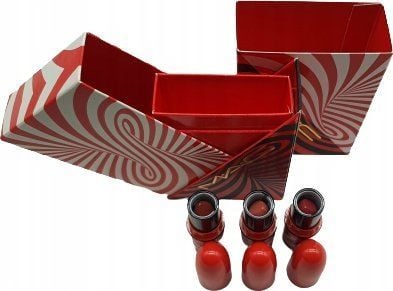 MAC Tiny Tricks set MAC: Mini, Cream Lipstick, Awespicious, 1,7 g + Mini, Matte, Cream Lipstick, Sleight Of Grand, 1,8 g (mini) MAC Tiny Tricks set MAC: Mini, Cream Lipstick, Awespicious, 1,7 g + Mini, Matte, Cream Lipstick, Sleight Of Grand, 1,8 g (mini)