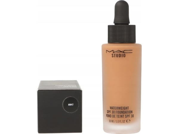 MAC Studio Waterweight Foundation NW47 30 ml