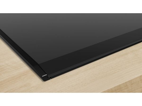 Bosch Serie 8 PXX895D66E, Svart, Innebygget, 80 cm, Sonebasert induksjon, Glass-keramikk, 4 zone(s)
